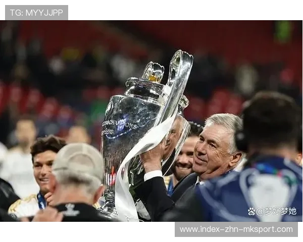 皇马若能找到中场替代者，将重获动力